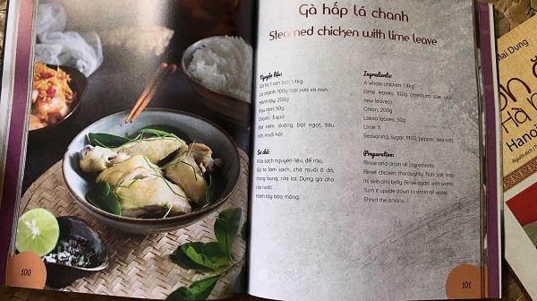 Món Ngon Xứ Huế - HUE DELICACIES (Song Ngữ)