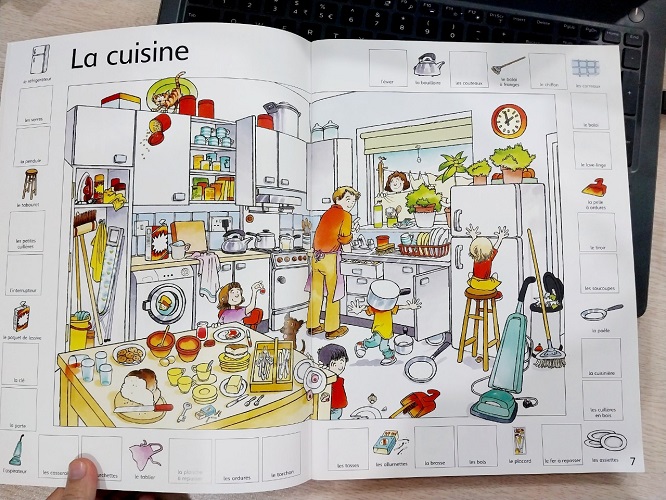 Sách Tiếng Pháp : The Usborne First Thousand Words In French ( Sticker Book)