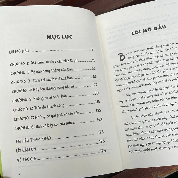 Xây Dựng Tư Duy Cầu Tiến Cho Bạn Gái